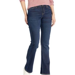 Signature Levi Modern Bootcut Jeans 4M